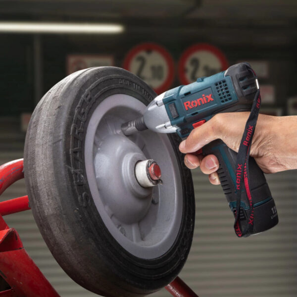 RONIX AKU Udarni zavrtač 8601 (2x1.5AH) BMC 12V/100NM